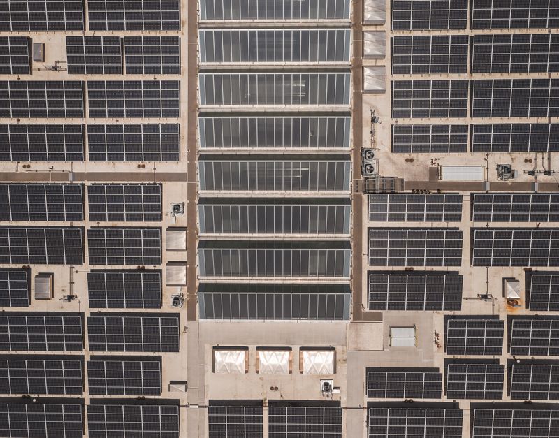 APS Micro Inverter Buyer's Guide: How to Choose the Right Microinverter for Your Solar System
