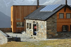 The Homestead 4.28 kW 15-Panel SolarWorld