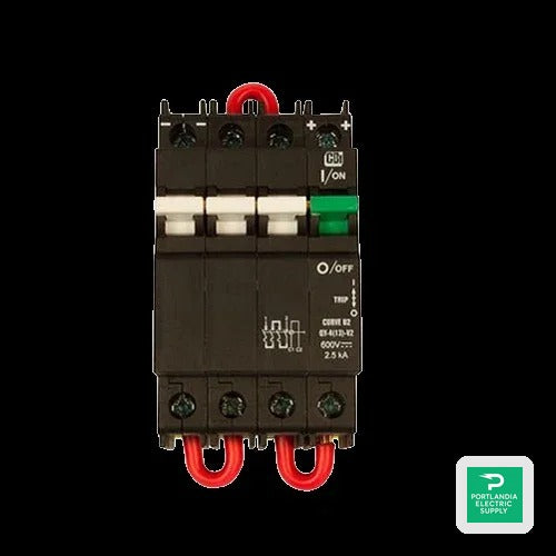 Midnite Solar Din Mount 16A Circuit Breaker - MNEPV16-600RT — front view